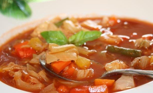 Sopa “milagrosa” es la protagonista principal de la dieta de la sopa diseña...