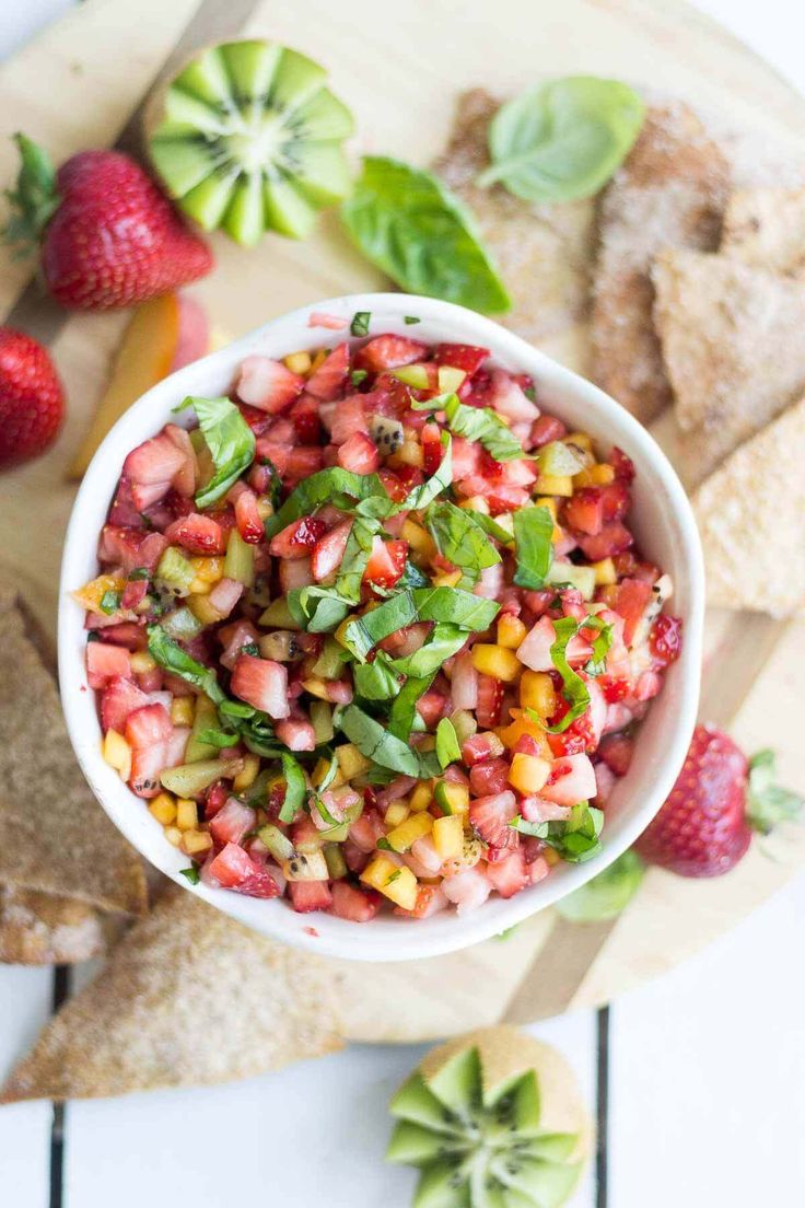 Healthy Fruit Salsa and Baked Pita Chips