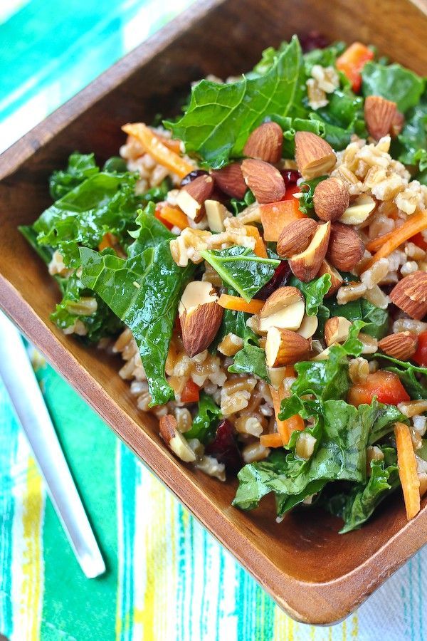 This kale salad keeps really well in your fridge - great for healthy eating all ...